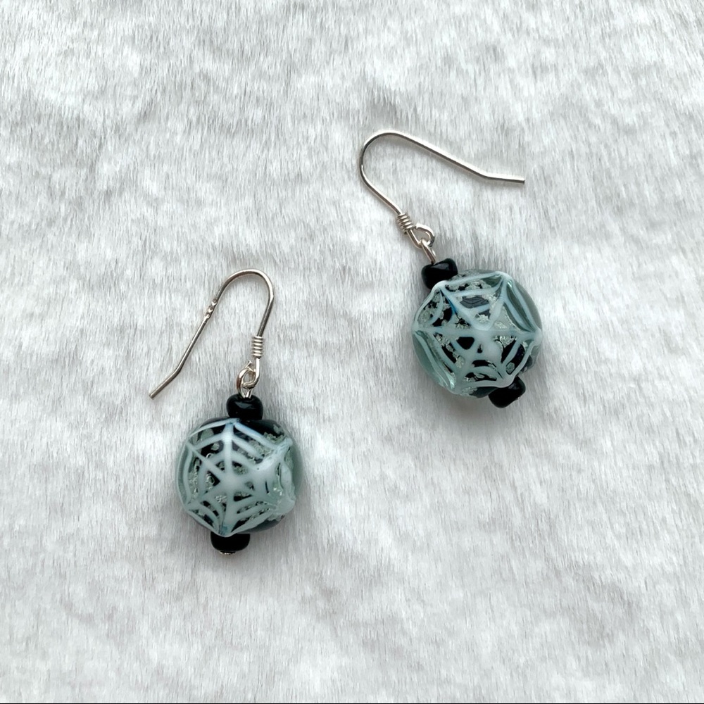 NEW Handmade Halloween Glow In The Dark Spider Web Earrings